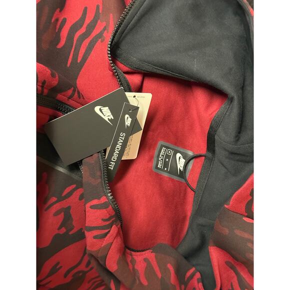 Nike Tech Fleece Tracksuit Red Camo Hoodie Size M - DQ4956-070 - Picture 9 of 14